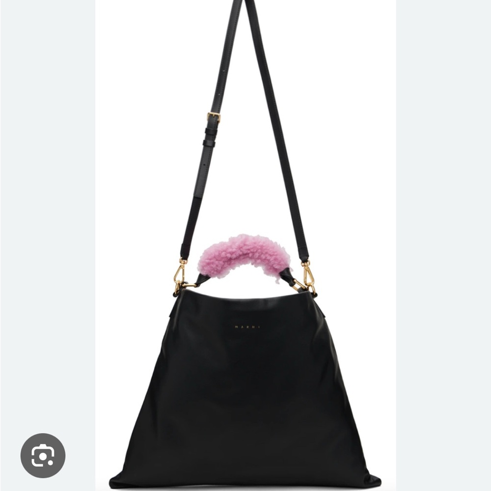MARNI Black medium Venice tote with pink shearling handle - Picture 3 of 6